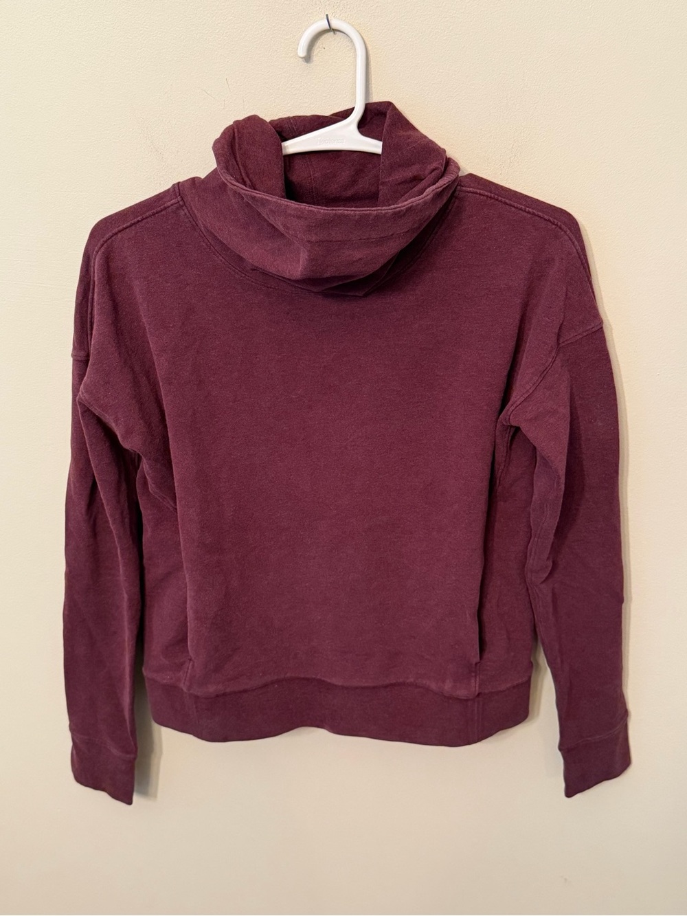 Lululemon Go Forward Pullover in “Heathered Bordeaux Drama” size 2